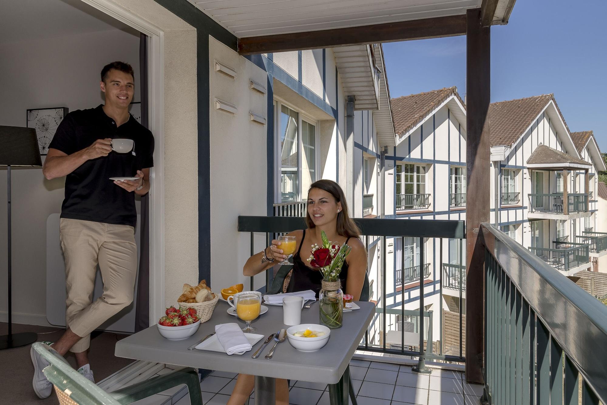 Hotel Du Parc Hardelot-Plage Esterno foto